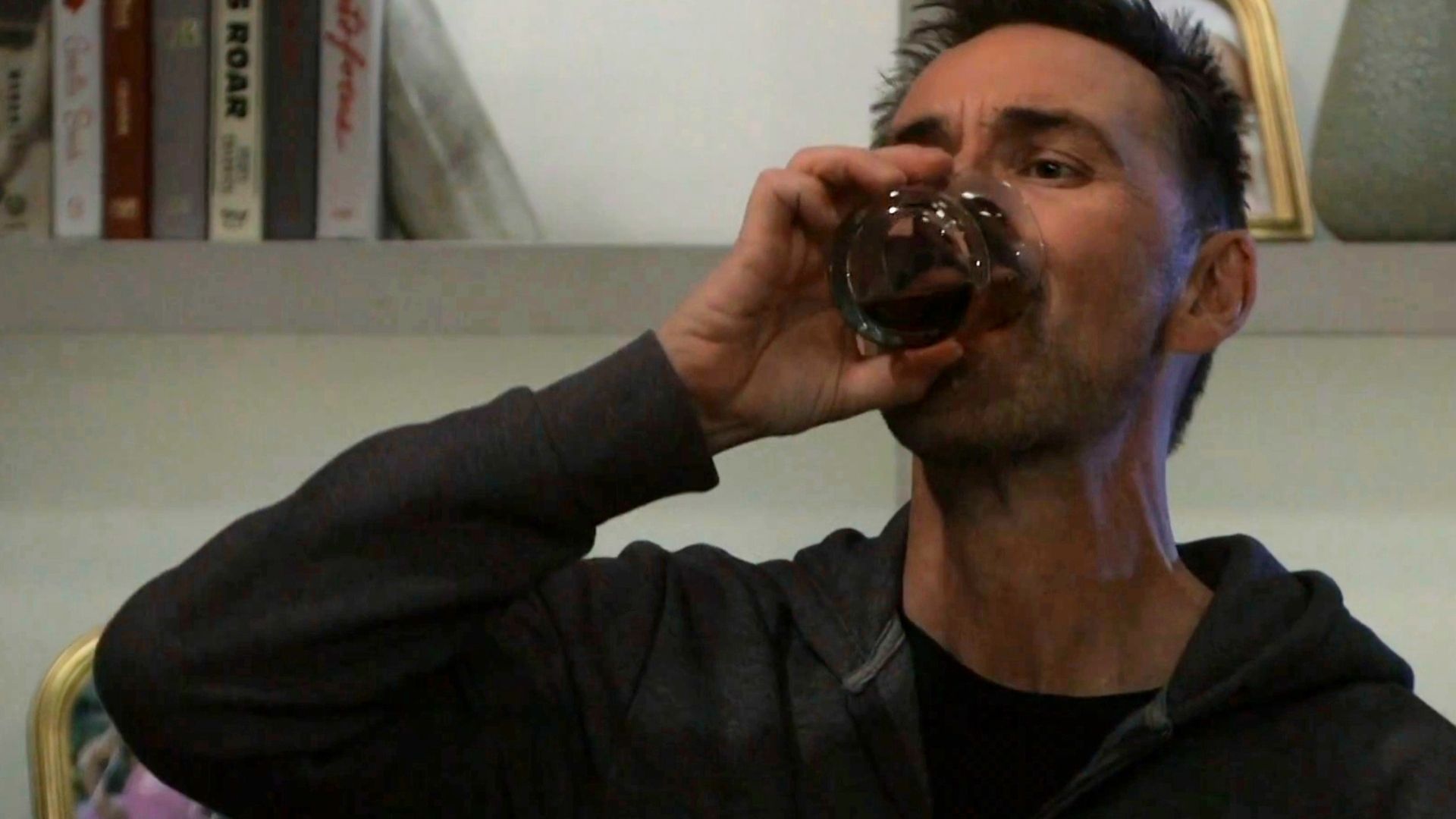 Valentin had to drink through the pain on General Hospital | Image: ABC