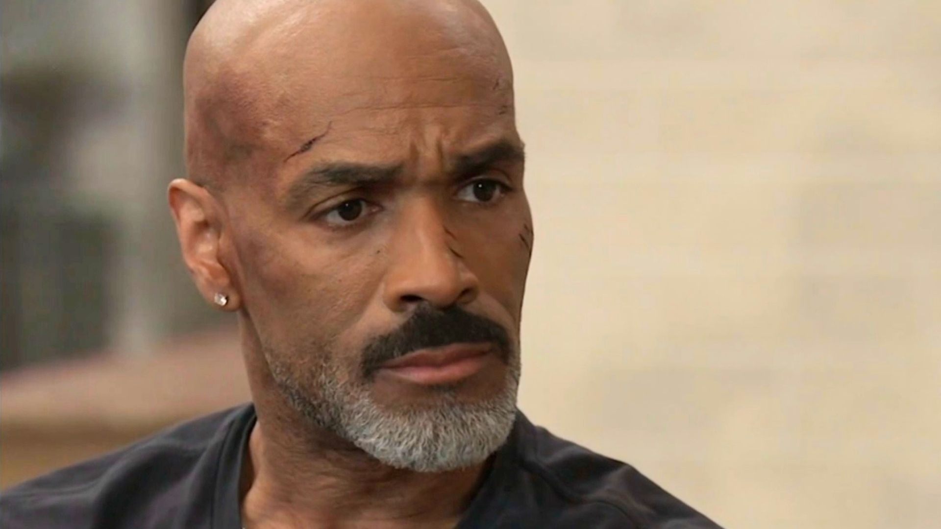 General Hospital's Curtis is curious after Laura's questions | Image: ABC