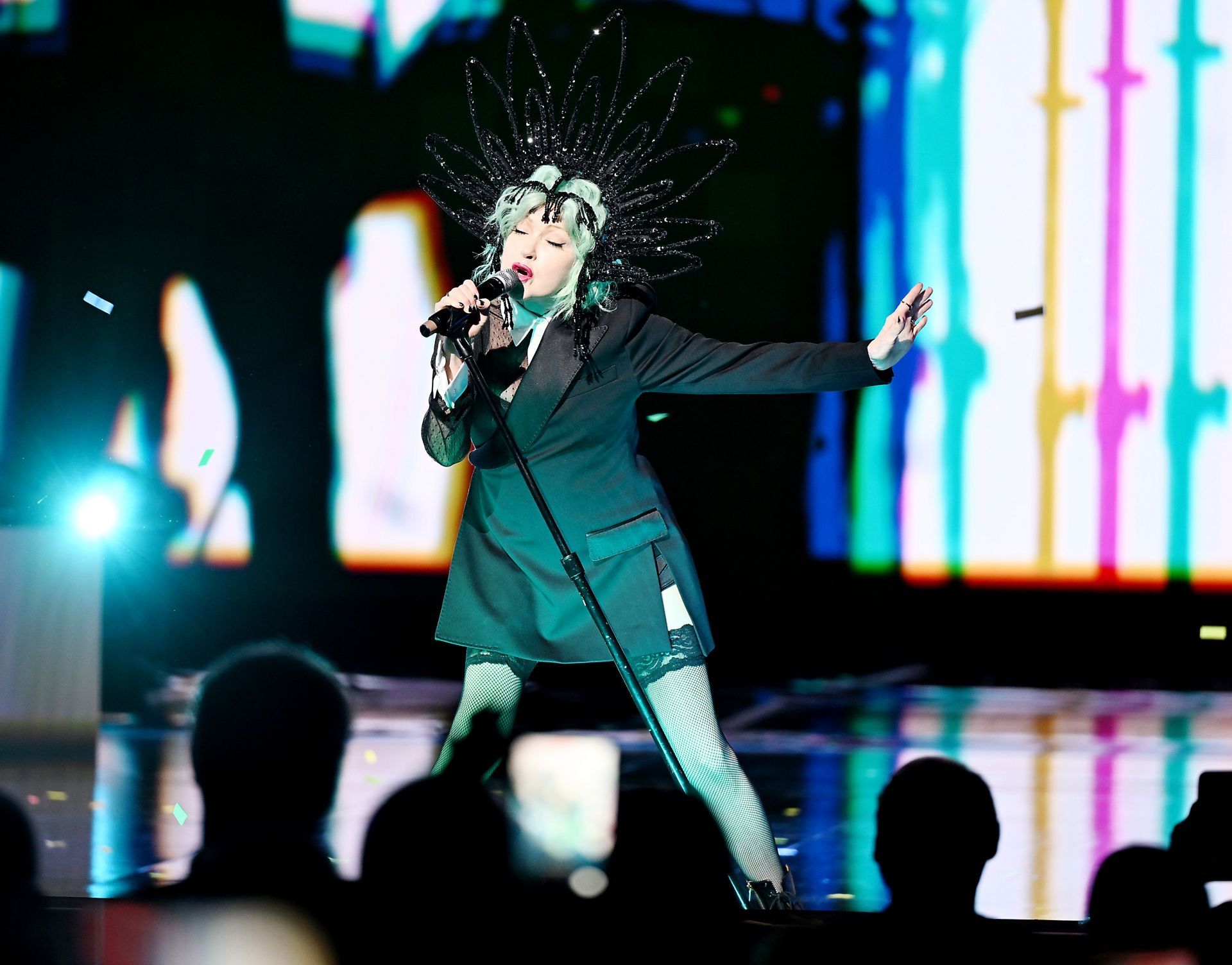 How did Cyndi Lauper respond to a disruptive fan during her residency show? Music icon’s crass remarks go viral