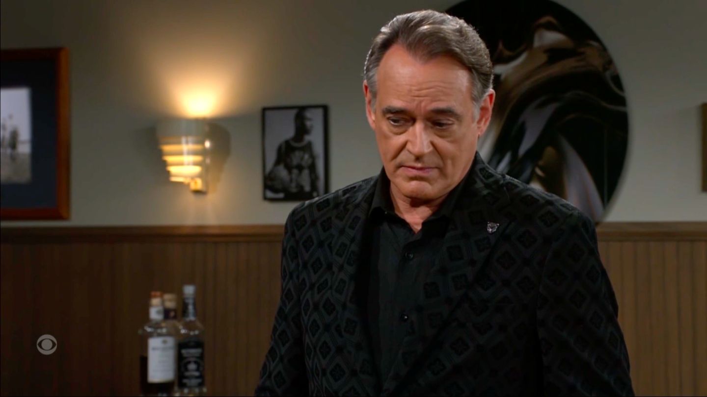 Joey kept his middle finger stuck out to the world on Beyond the Gates | Image: CBS