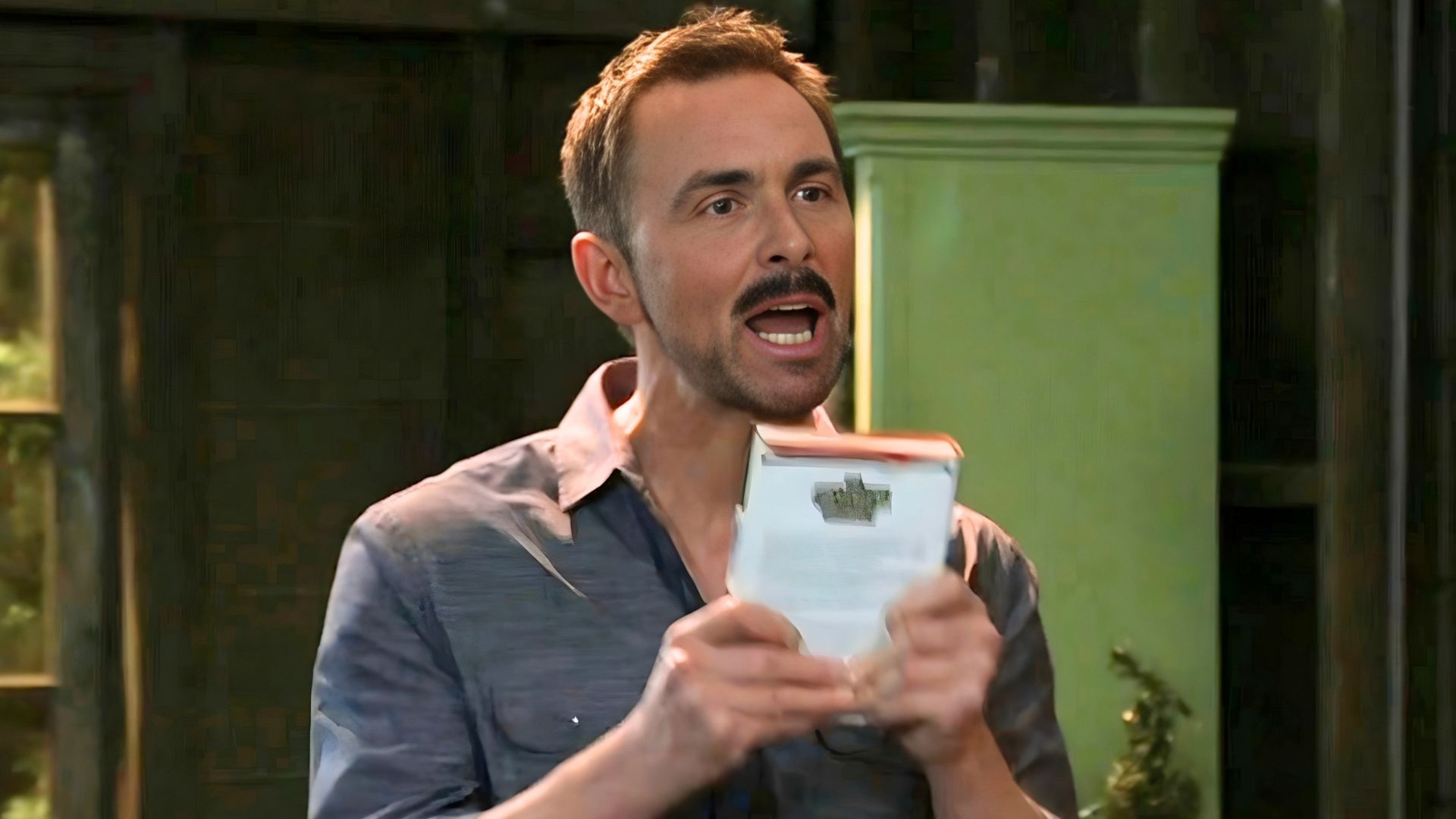 Josslyn drops a big Anna clue in Valentin’s lap