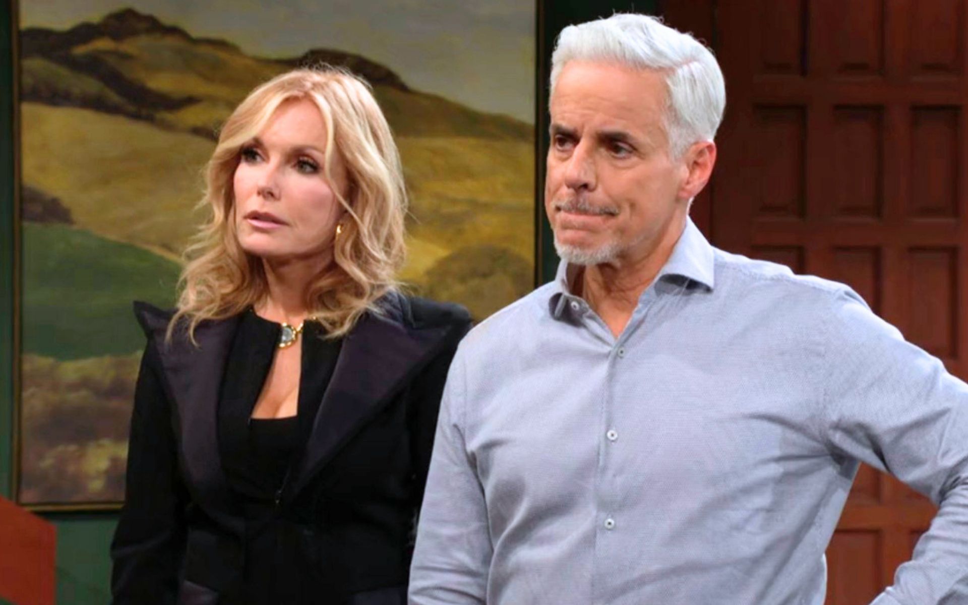 Michael and Lauren did their best to calm Phyllis down | Image: CBS