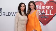Emma wants to share Nurses' Ball moments with Anna again | Image: ABC