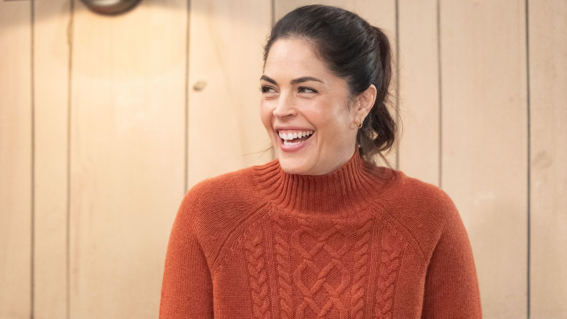General Hospital’s Kelly Thiebaud embraces solo travel with humor and style