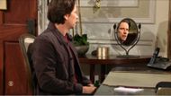 Matt took a good look at himself on The Young and the Restless | Image: CBS
