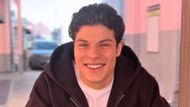 B&B's R.J. shows lack of professional interest | Image: CBS