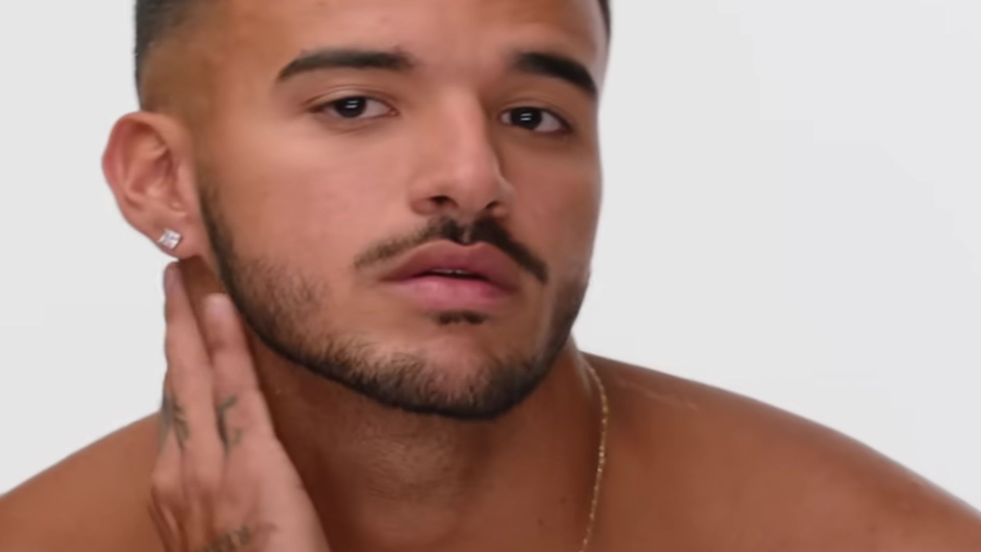 Gabriel in Love Island USA Season 8 (Image Via YouTube/Peacock)