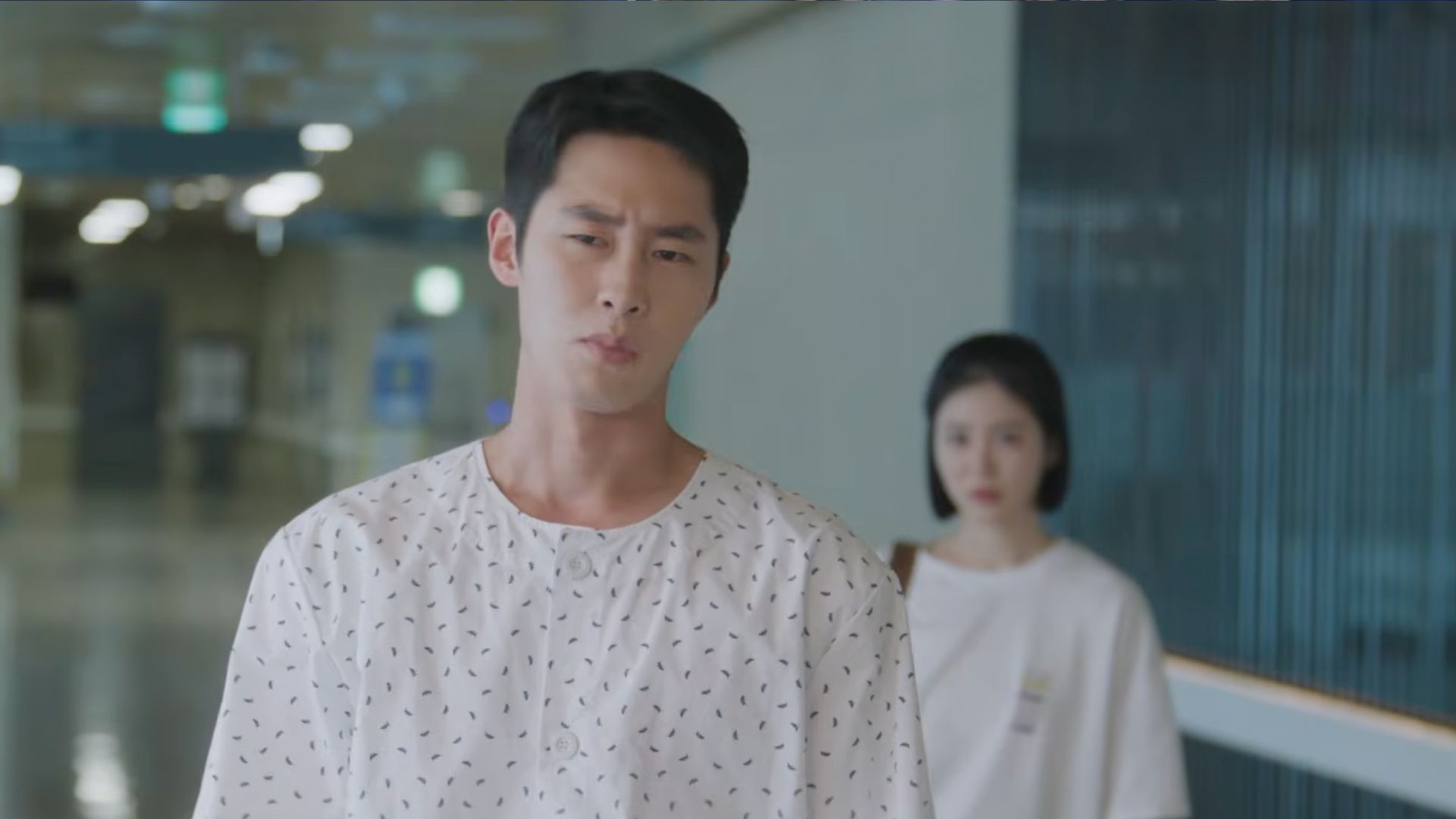Ha-ri’s situation leaves Ji-ui caught between duty and emotion