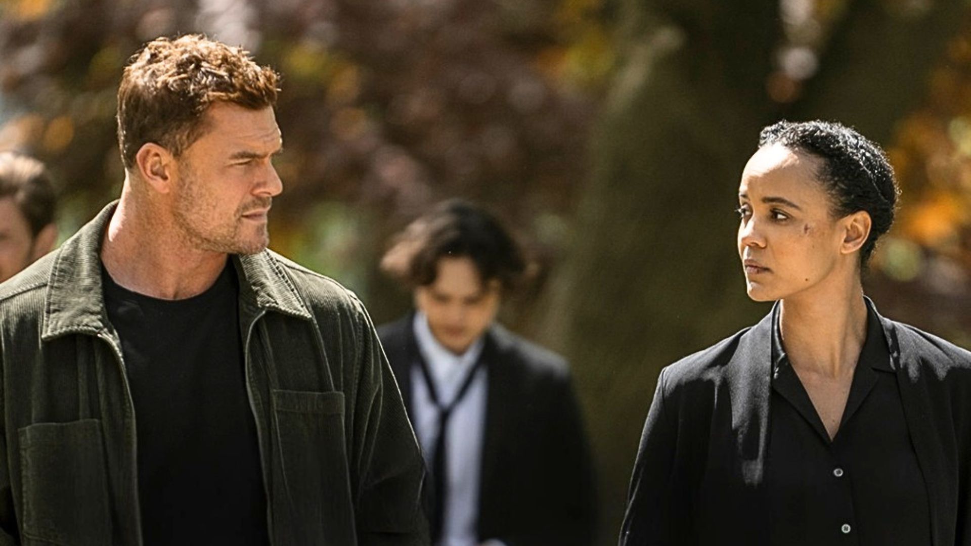 Neagley first look confirms Reacher’s guest role amidst a new troublemaker in Chicago
