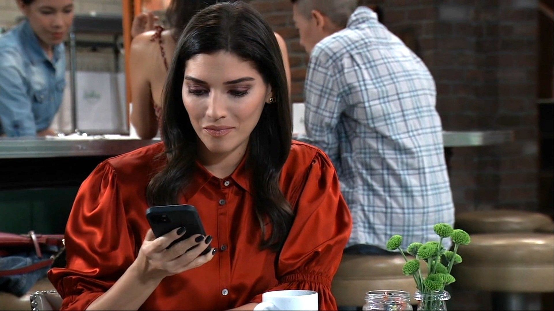Brook Lynn nailed it with a simple red blouse | Image: ABC