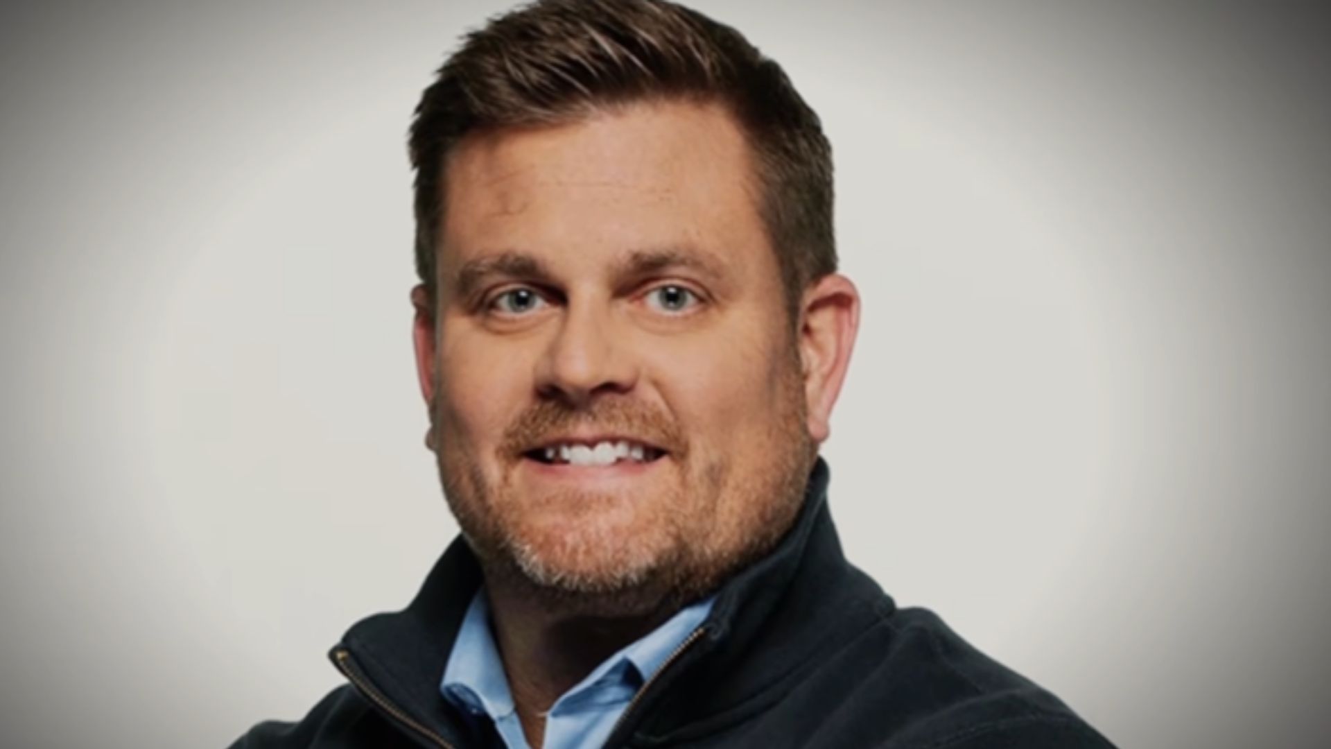 Brian Thompson (Image via YouTube@Dateline NBC)