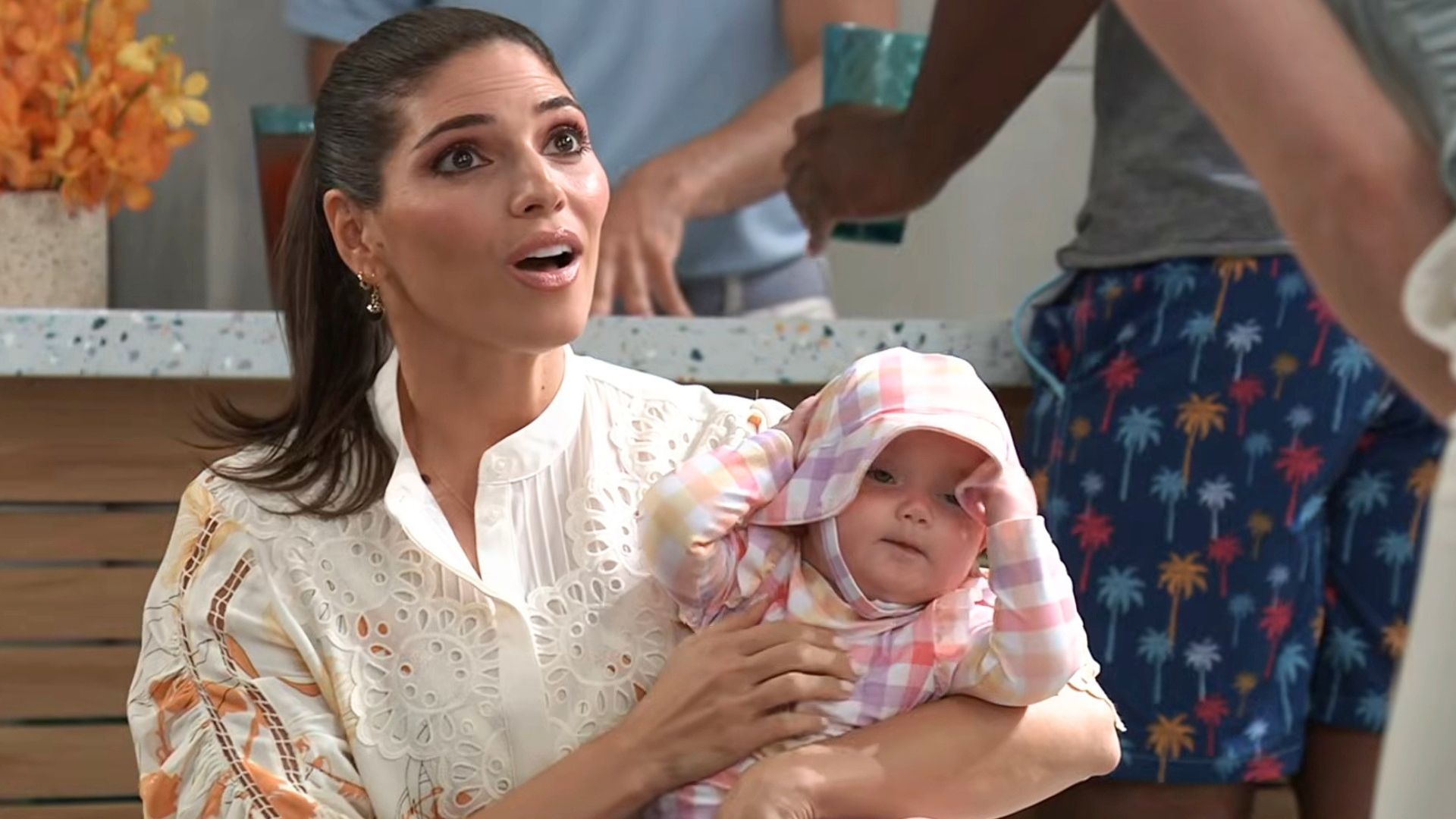 Brook Lynn and Phoebe run into Willow | Image: ABC