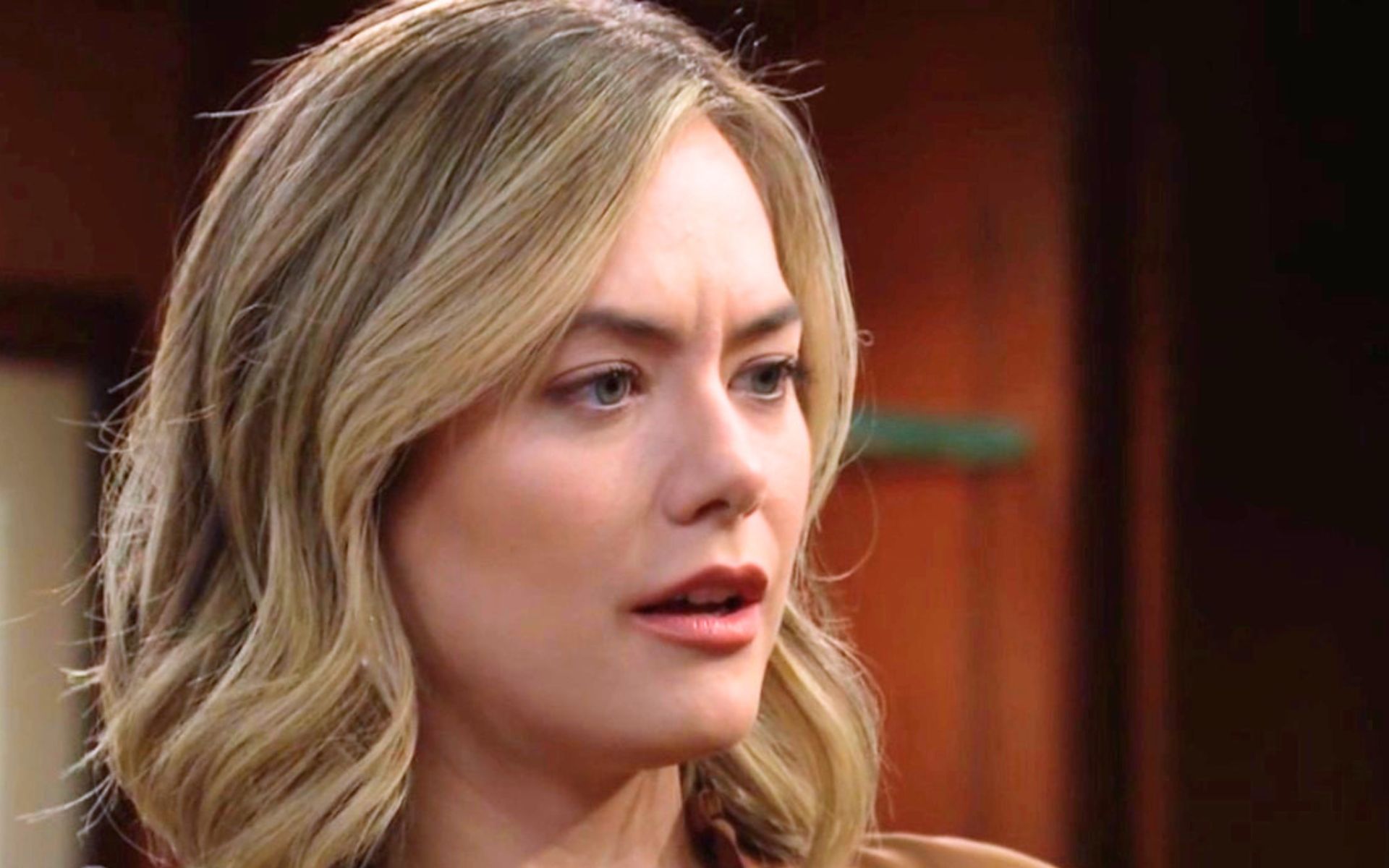 Hope receives the news she never expected to hear from Steffy | Image: CBS