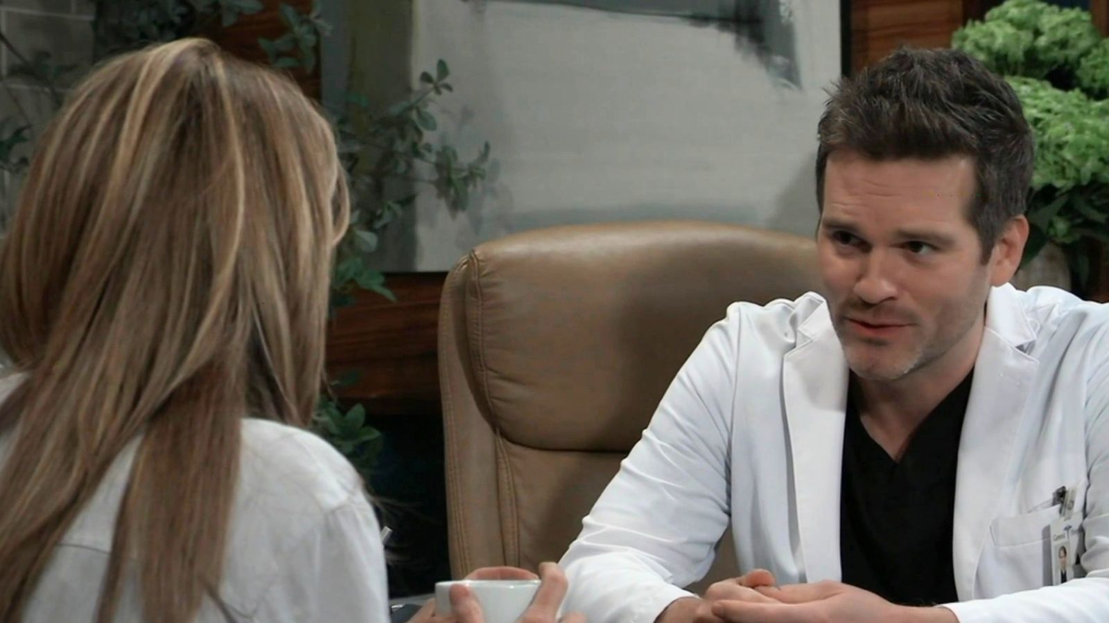 Carly refuses to stay away from her recovering daughter | Image: ABC