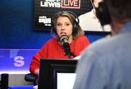 Jodie Sweetin And Sarah Colonna Visit The SiriusXM Studio - Source: Getty