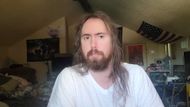 The livestreamer to appeal for less duration of ban (Image via YouTube|@AsmonTV)