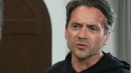 Dante doesn't seem to believe Sonny | Image: ABC