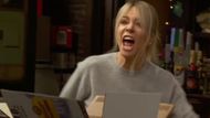 Dee getting angry at the salesman in Episode 6 (Image via YouTube/@FX Networks)