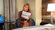 Phyllis read a note from Matt | Image: CBS