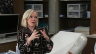Ava had to try and explain her tick bite | Image: ABC