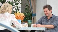 Ava and Lucas have a drink at the Metro Court pool | Image: YouTube