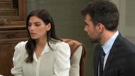 Can Brook Lynn bring herself to sign? | Image: ABC