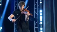 Gio played his violin at the Nurses' Ball | Image: YouTube