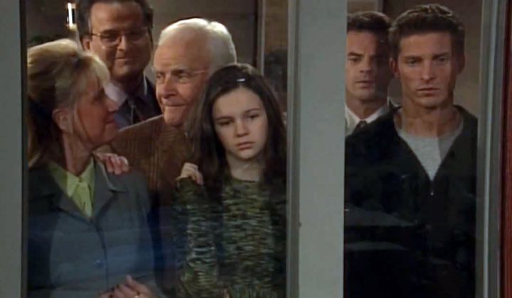 The Quartermaines look through a window at General Hospital